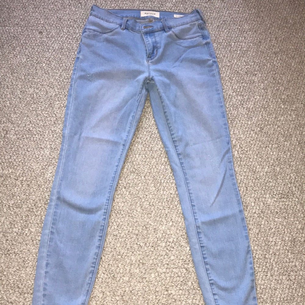Light Wash Boyfriend Jeans